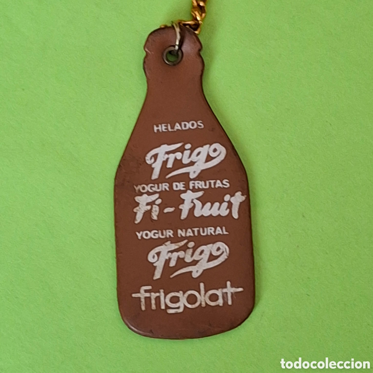 Collection of Keychains: LLAVERO - HELADOS FRIGO YOUGUR FI FRUIT FRIGOLAT - CON CALENDARIO PLEGABLE