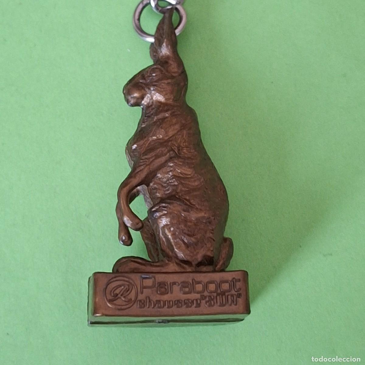 Collection of Keychains: LLAVERO - PARABOOT CHAUSSE SUR - FABRICANTE ZAPATOS - LIEBRE CONEJO PROMOCIONAL
