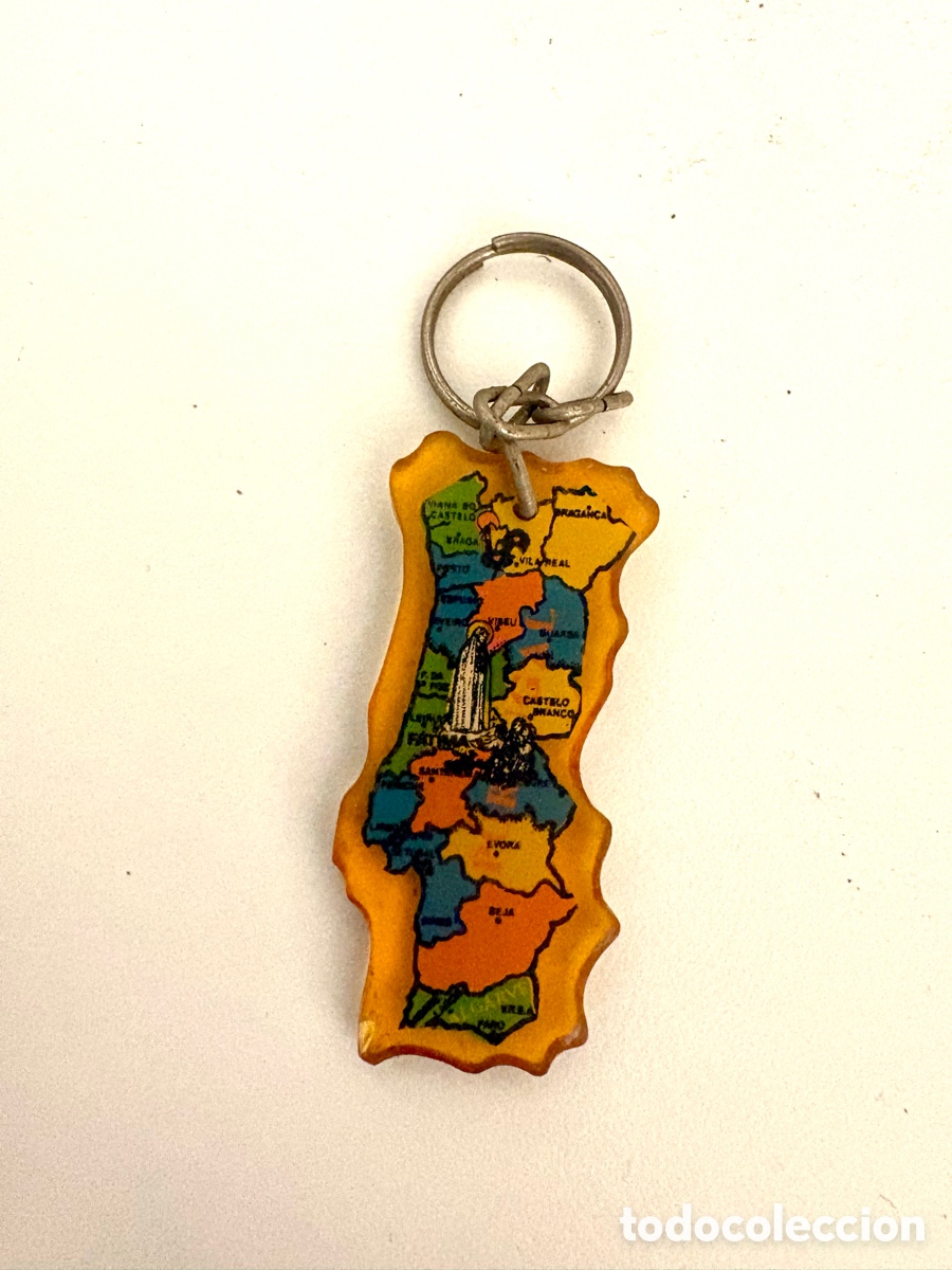 Coleccionismo de llaveros: Llavero Vintage de Resina - Mapa de Portugal y Virgen de F&aacute;tima
