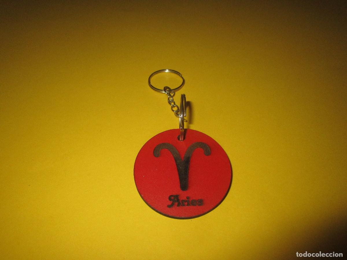 Collectionnisme de portes-cl&eacute;s: LLAVERO ARIES MADERA NATURAL - SIGNO DEL ZODIACO - ARTESANAL - REGALO
