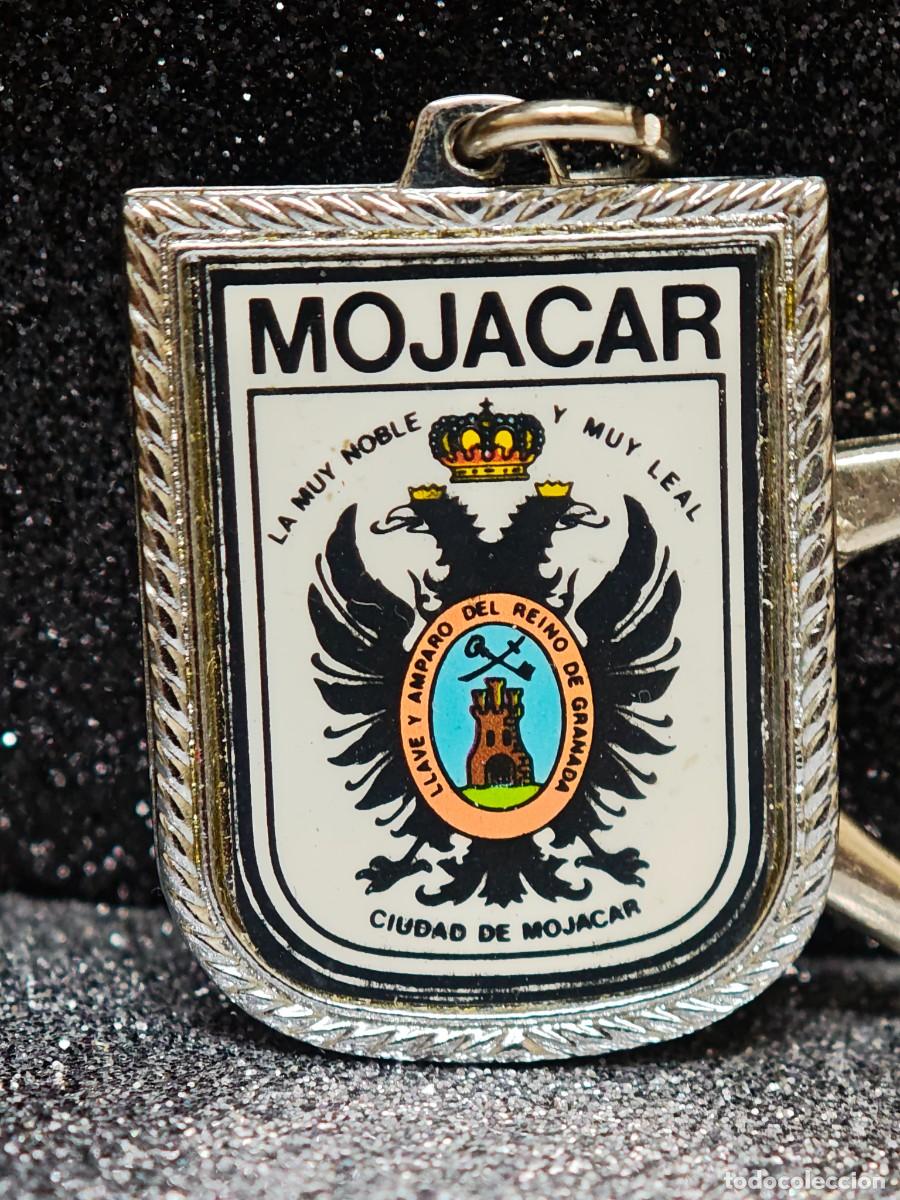 Coleccionismo de llaveros: LLAVERO A&Ntilde;OS 90 RECUERDO DE MOJOCAR ESCUDO INDIGO