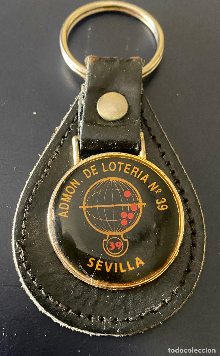 Coleccionismo de llaveros: Llavero publicitario de administraci&oacute;n de loter&iacute;as n&ordm; 39 de Sevilla. Antiguo, a&ntilde;o 90. Buen estado.