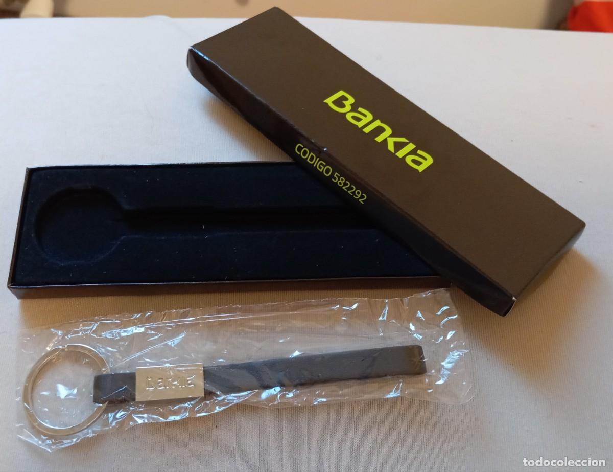 Coleccionismo de llaveros: Llavero BANKIA con caja y sin utilizar.