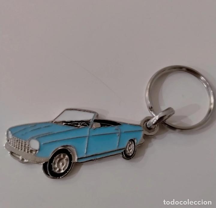 Collectionnisme de portes-cl&eacute;s: llavero peugeot 204 azul