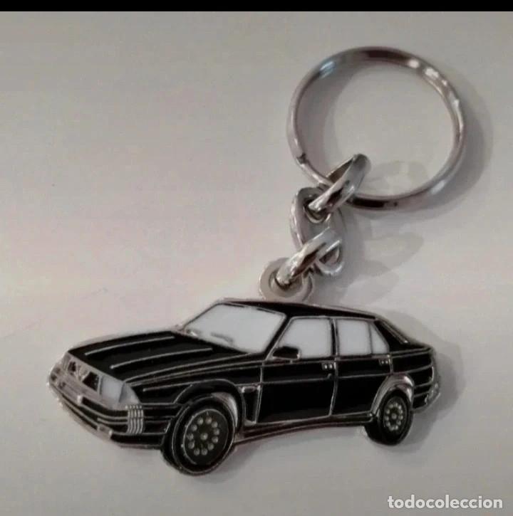 Collection of Keychains: llavero Alfa romeo 75 negro
