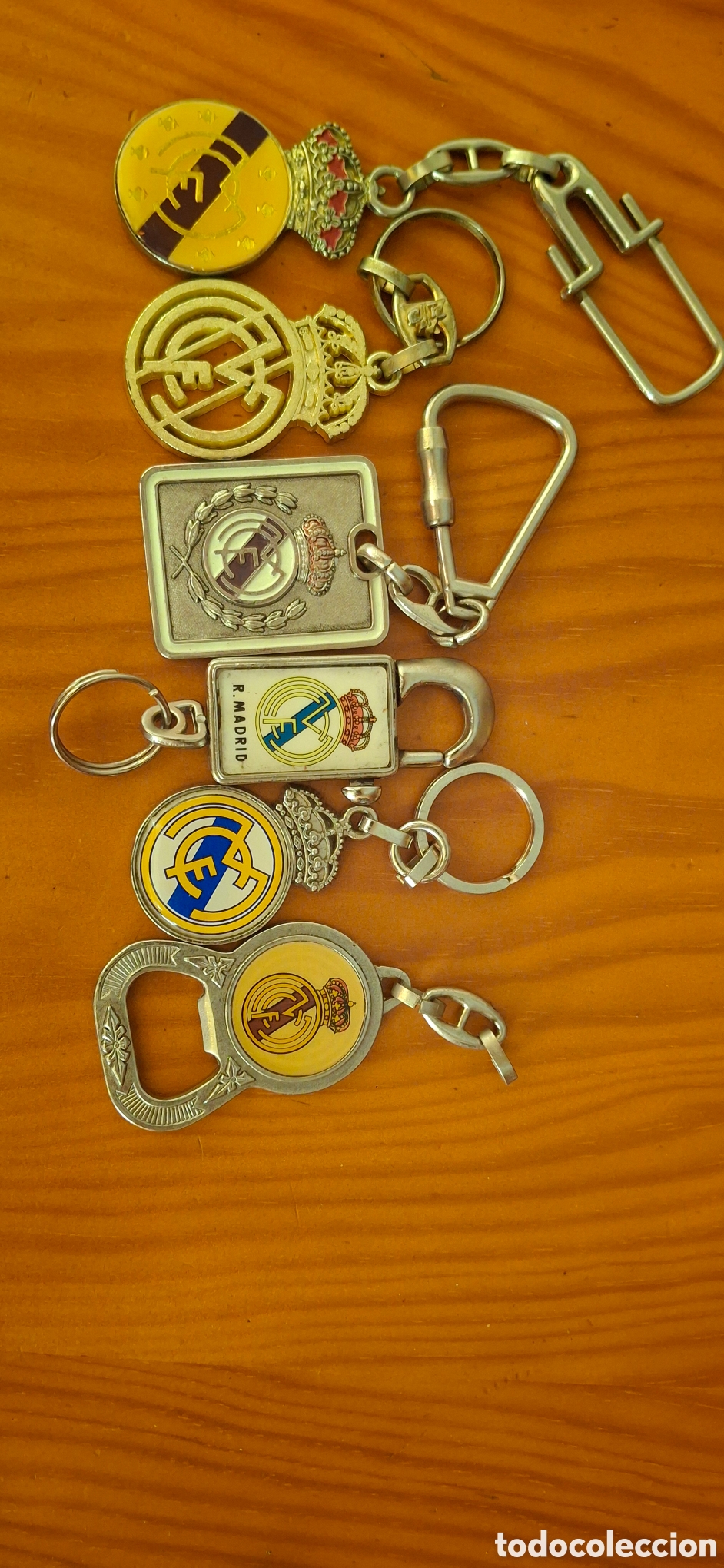 Coleccionismo de llaveros: Lote 6 Llaveros Vintage Real Madrid - Colecci&oacute;n Oficial