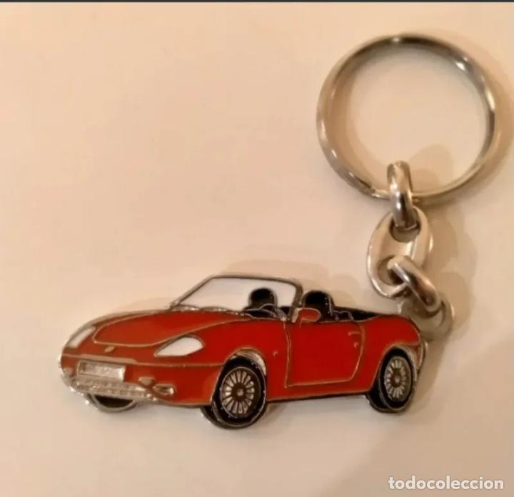 Collectionnisme de portes-cl&eacute;s: LLAVERO FIAT BARCHETTA
