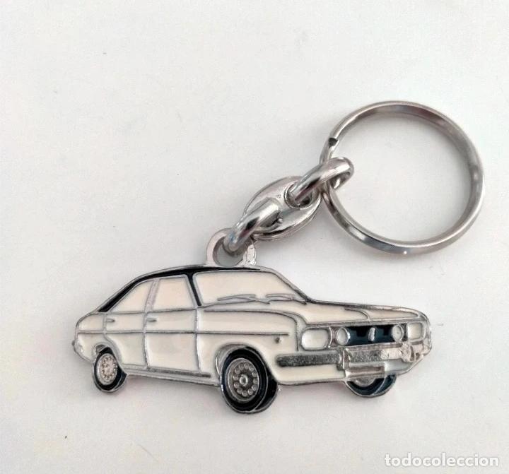 Coleccionismo de llaveros: llavero chrysler 180 blanco