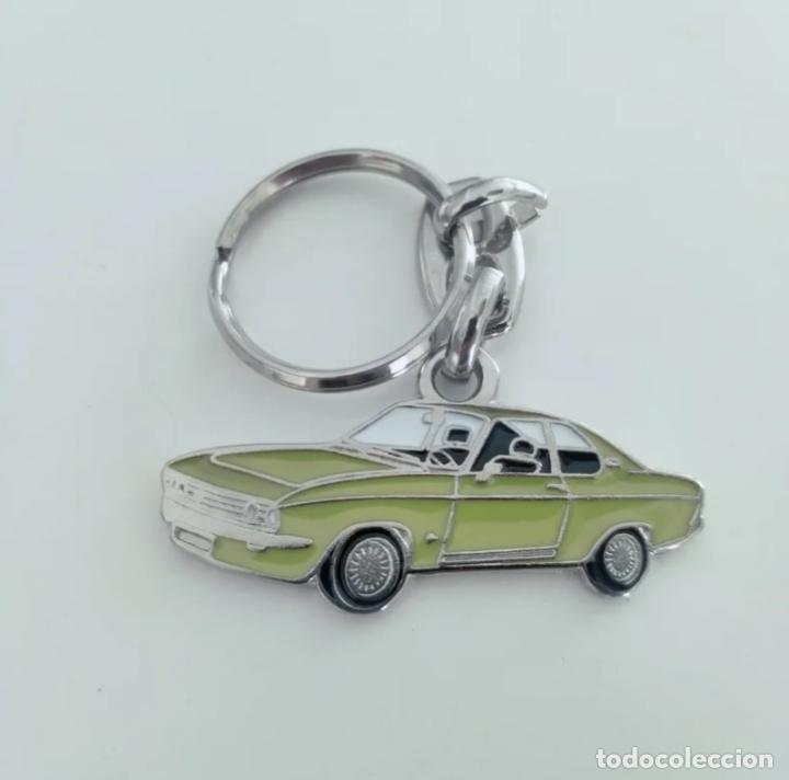 Coleccionismo de llaveros: llavero opel manta amarillo