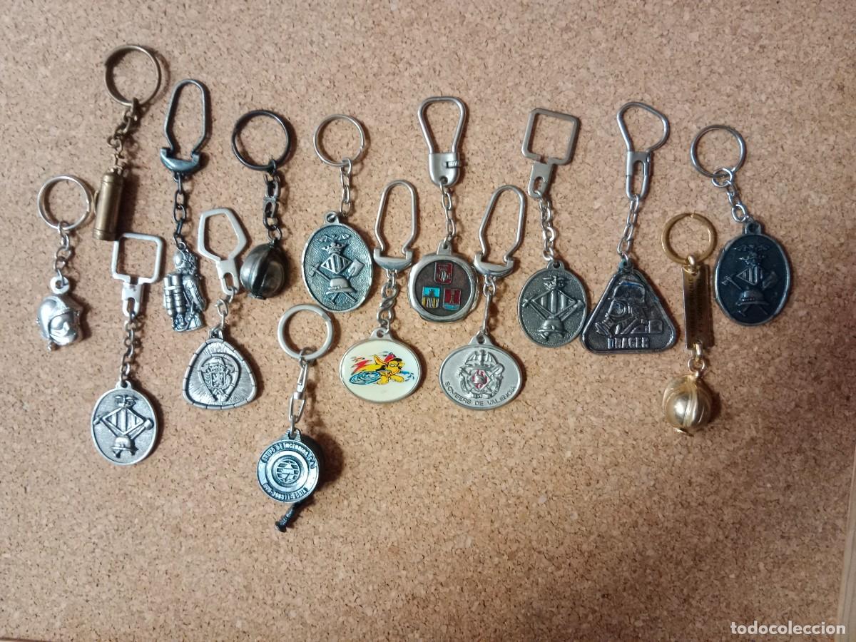 Coleccionismo de llaveros: LOTE DE LLAVEROS DE CUERPOS DE BOMBEROS DE VALENCIA , ZARAGOZA Y SORIA
