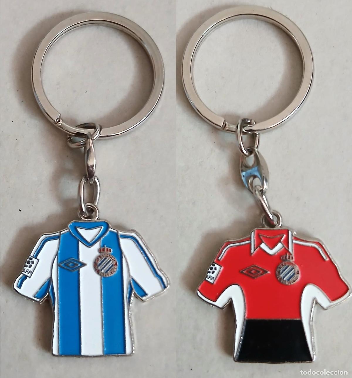 Coleccionismo de llaveros: Antiguo llavero CAMISETA R.C.D. ESPA&Ntilde;OL - El de las fotos