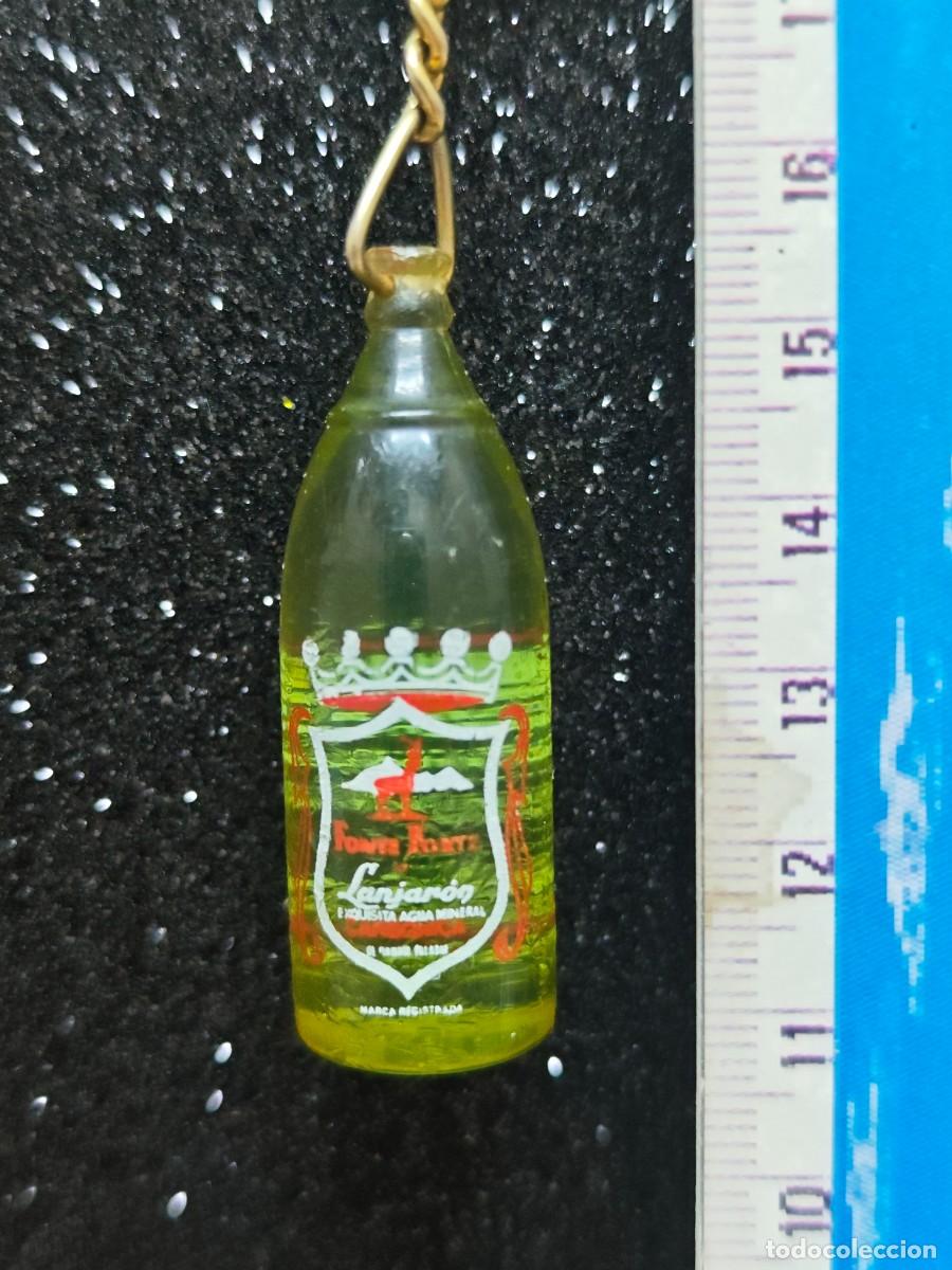 Coleccionismo de llaveros: LLAVERO ANTIGUO BOTELLA AGUA LAJARON