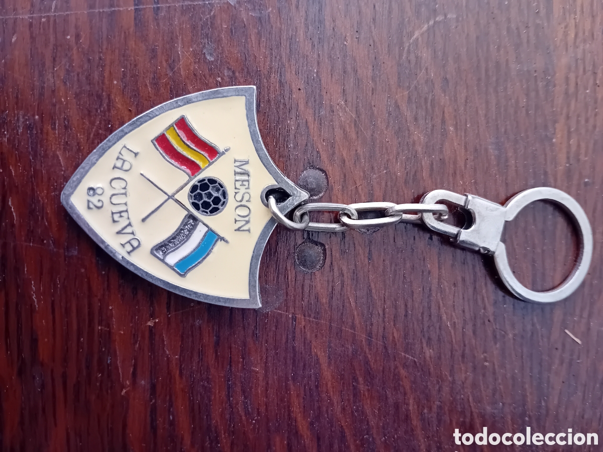Coleccionismo de llaveros: Mechero vintage Espa&ntilde;a 82 mes&oacute;n la cueva