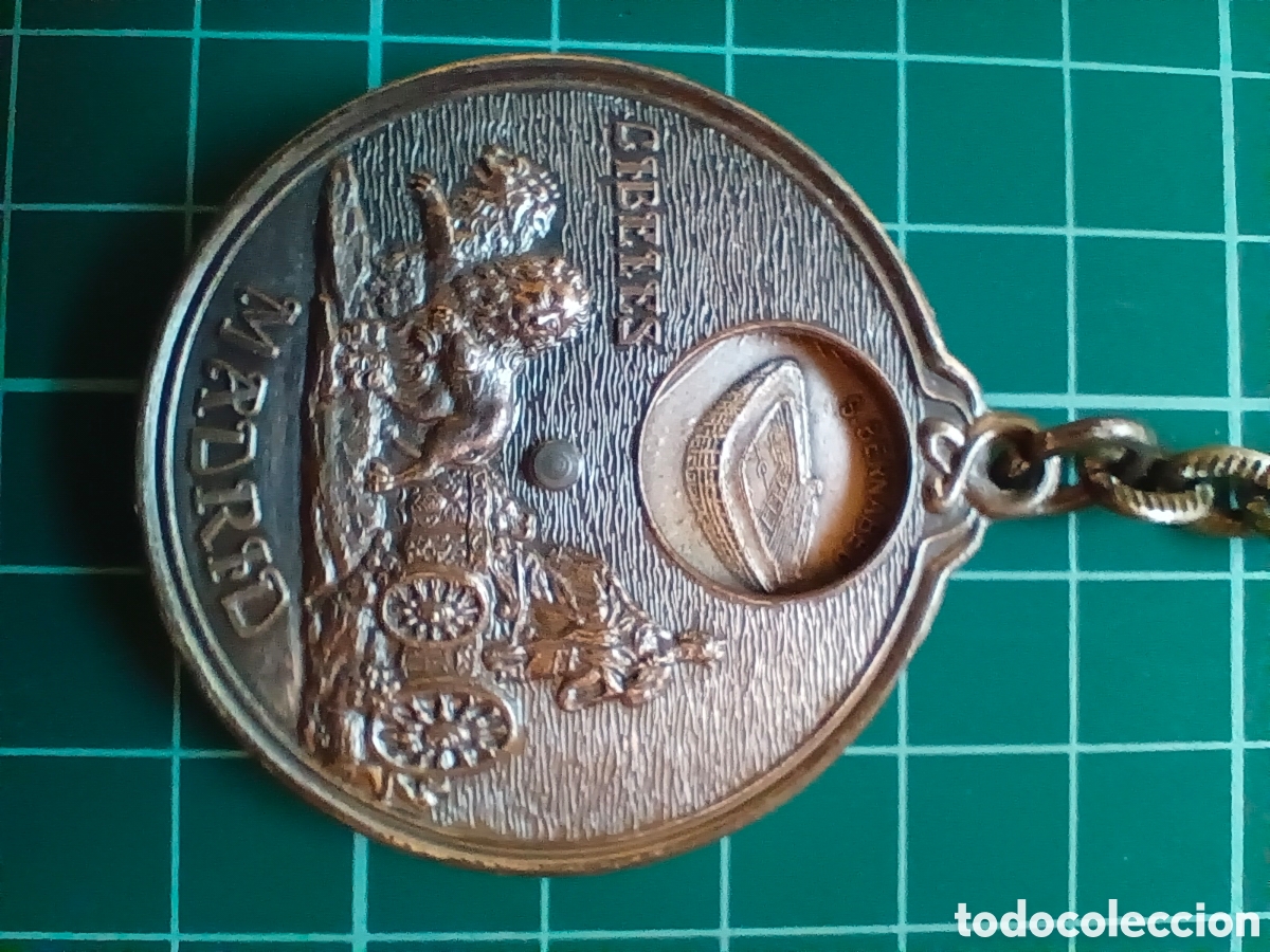 Coleccionismo de llaveros: Llavero antiguo recuerdo Madrid - Foto 5