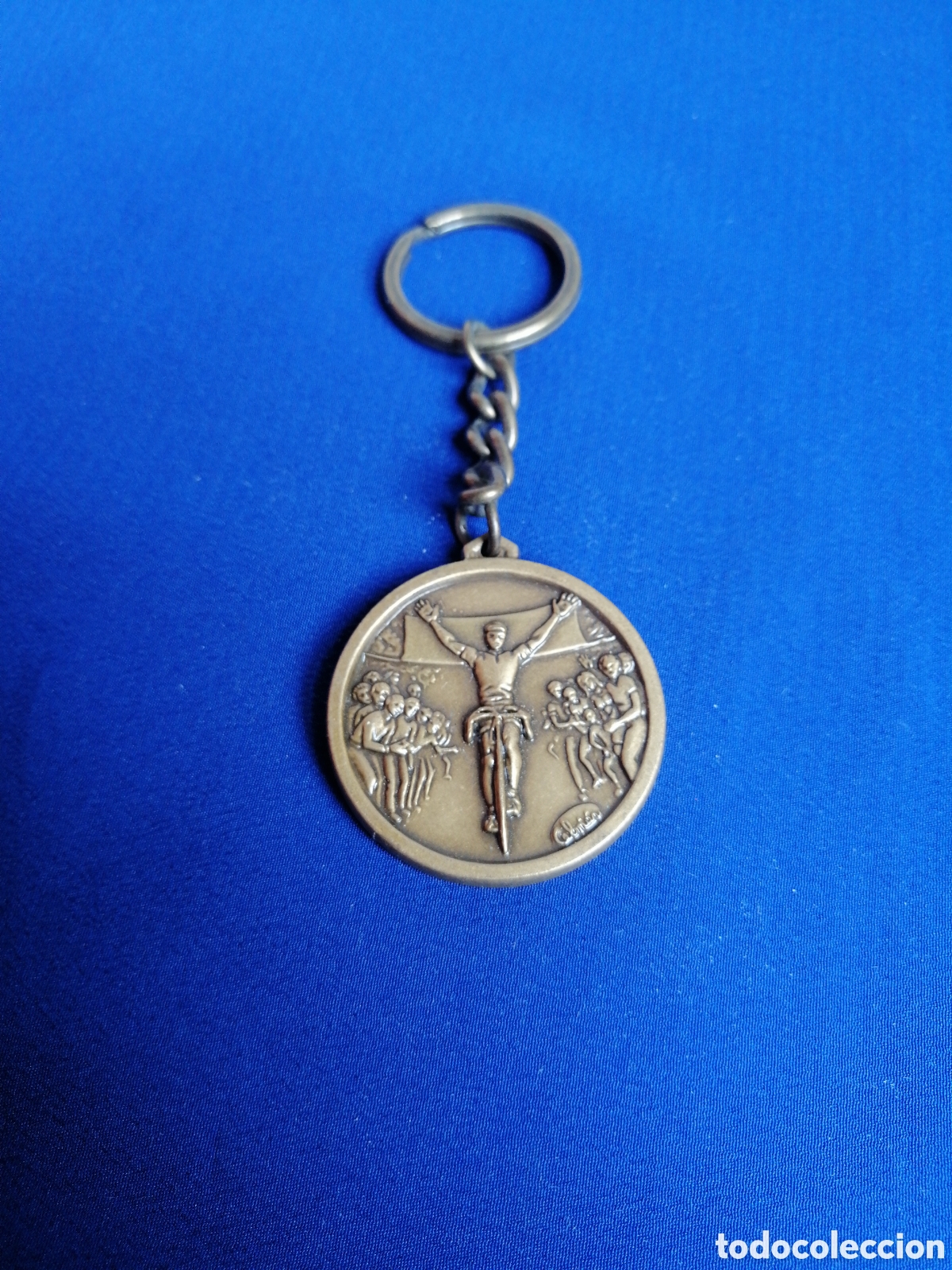 Collectionnisme de portes-cl&eacute;s: CLUB CICLISTA SAN MARCELINO A&Ntilde;O 1995 LLAVERO