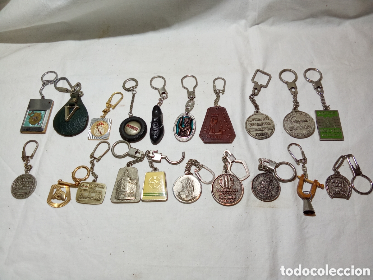 Collectionnisme de portes-cl&eacute;s: LOTE 3 CON 20 LLAVEROS VARIADOS
