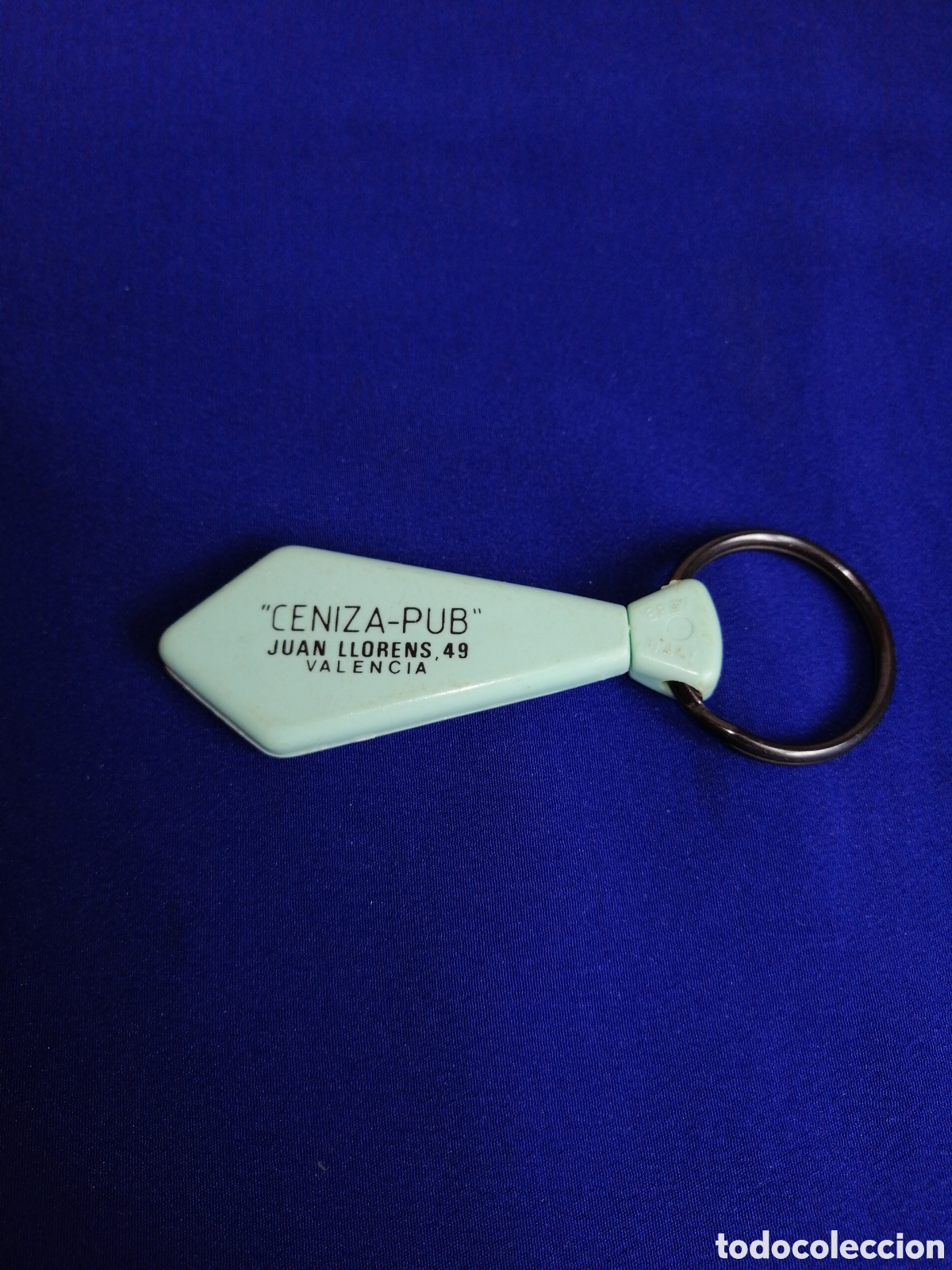 Collection of Keychains: CENIZA - PUB - JUAN LLORENS 49 VALENCIA MOVIDA VALENCIANA LLAVERO ANTIGUO