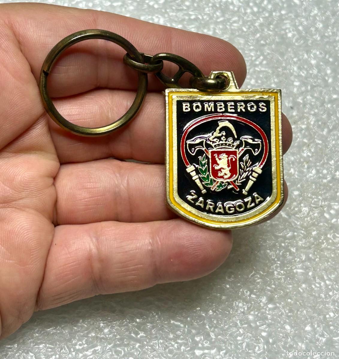 Coleccionismo de llaveros: 4058.Llavero con el escudo oficial del Cuerpo de Bomberos del Ayuntamiento de Zaragoza