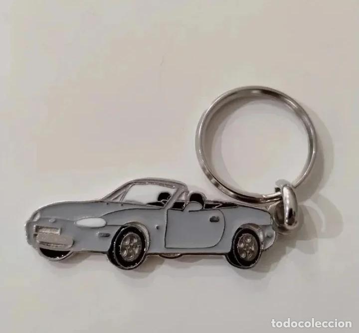 Collection of Keychains: LLAVERO MAZDA MX-5 NB