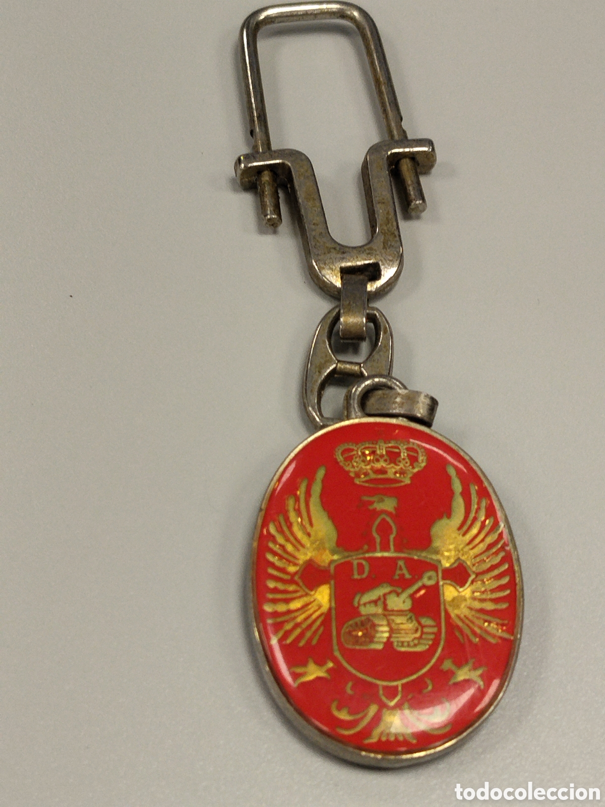 Collection of Keychains: Llavero militar transici&oacute;n divisi&oacute;n acoraza de brunete.ejercito espa&ntilde;ol.carros de combate.tanques.ca
