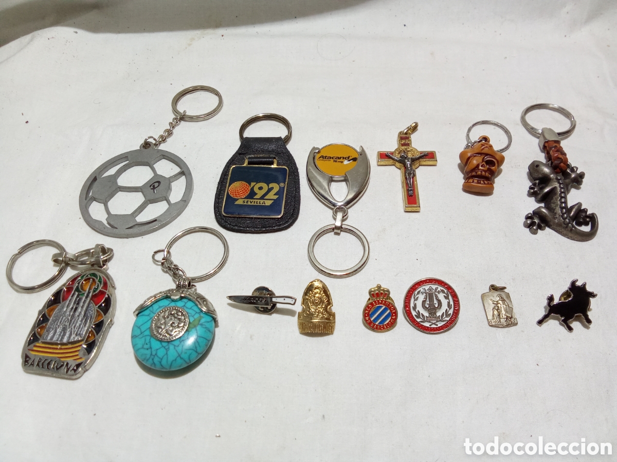 Colecionismo de porta-chaves: LOTE VARIADO DE LLAVEROS Y PINS
