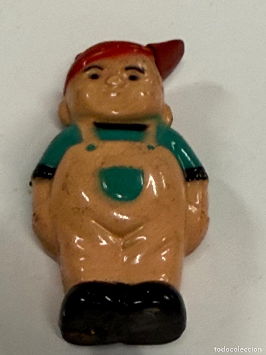 Coleccionismo de llaveros: Mu&ntilde;eco tipo Pipo. Curioso mechero metalico vintage. Ideal para coleccionismo. Mide unos 6 cms