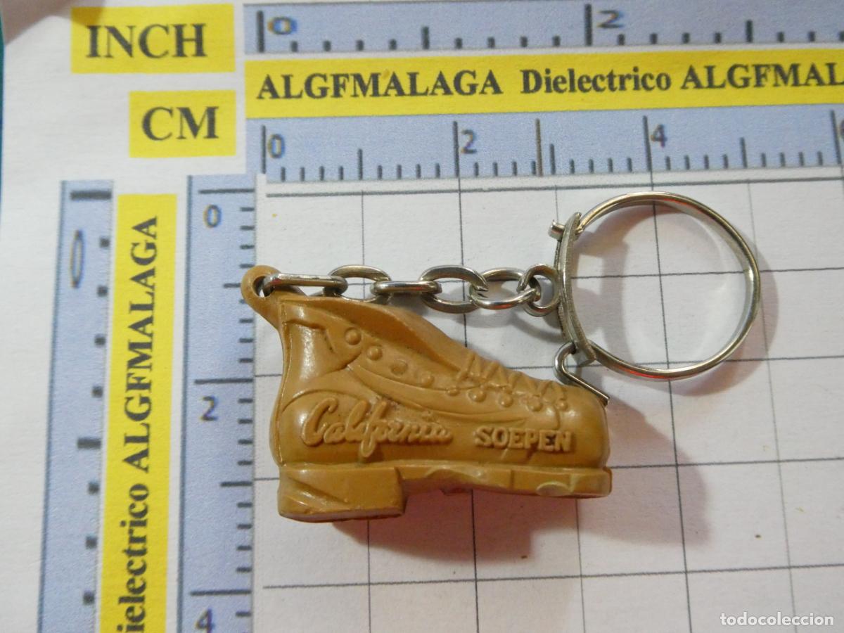 Coleccionismo de llaveros: LLAVERO DE FIGURITAS MINIATURAS. BOTAS ZAPATOS CALIFORNIA SOEPEN