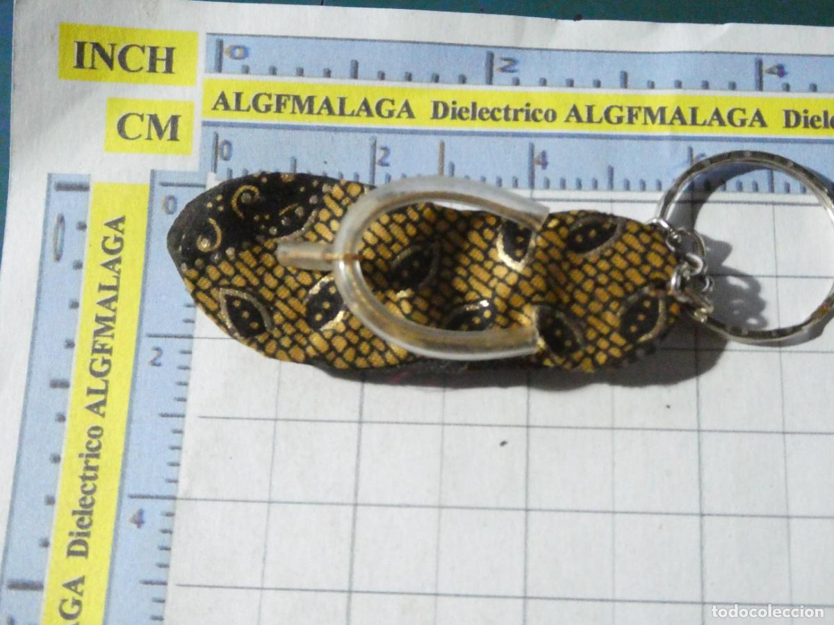 Coleccionismo de llaveros: LLAVERO DE FIGURITAS MINIATURAS. ZAPATO CHANCLETA SANDALIA PLAYERA