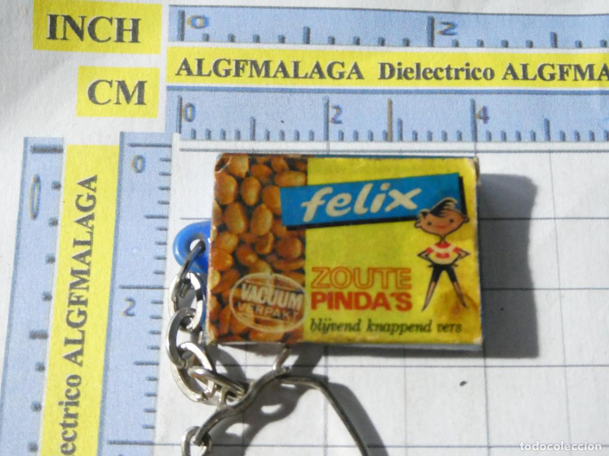 Coleccionismo de llaveros: LLAVERO DE FIGURITAS MINIATURAS. PAQUETE DE CACAHUETES FRUTOS SECOS FELIX. HOLANDA