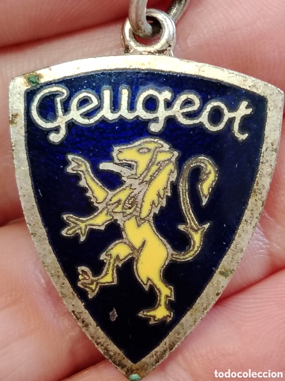Coleccionismo de llaveros: Llavero antiguo marca de coche Peugeot