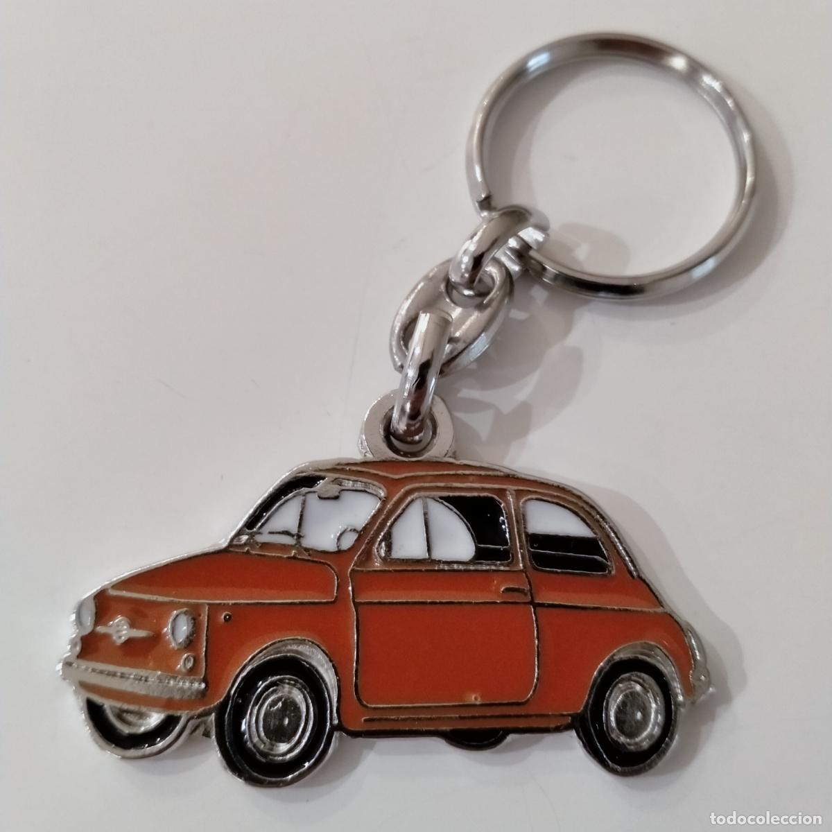 Collection of Keychains: llavero fiat 500 naranja