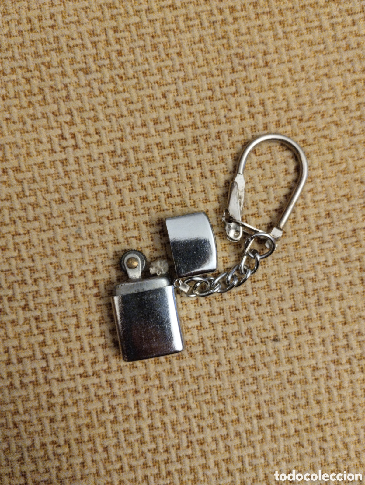 Coleccionismo de llaveros: Llavero tipo zippo miniatura