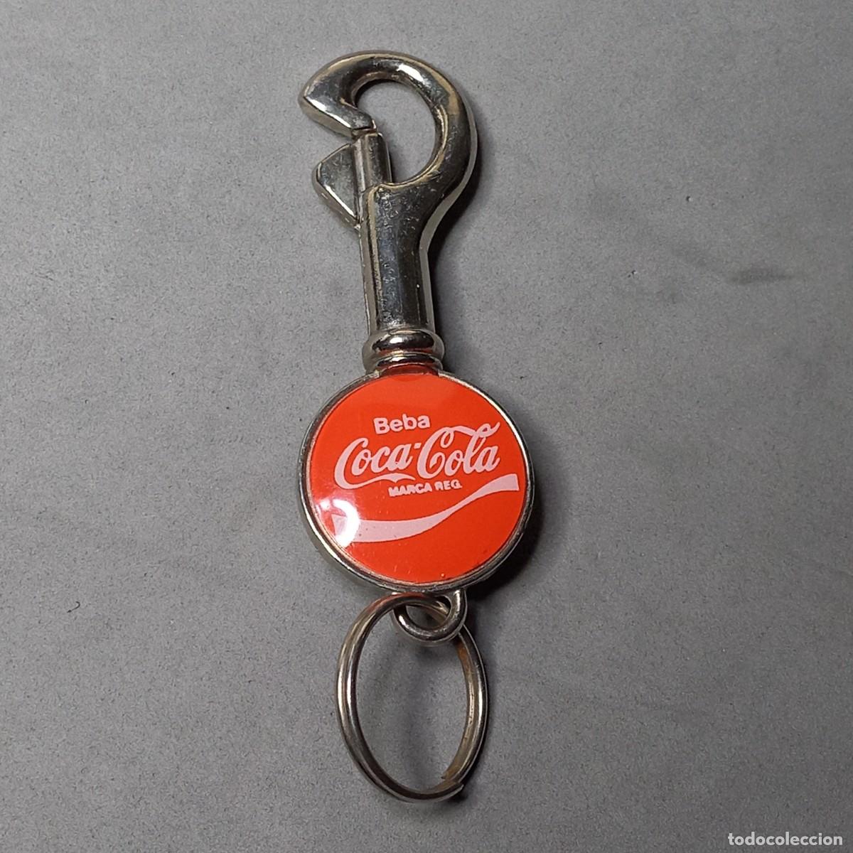 Coleccionismo de llaveros: Antiguo llavero y abridor del refresco COCA COLA. A&ntilde;os 80