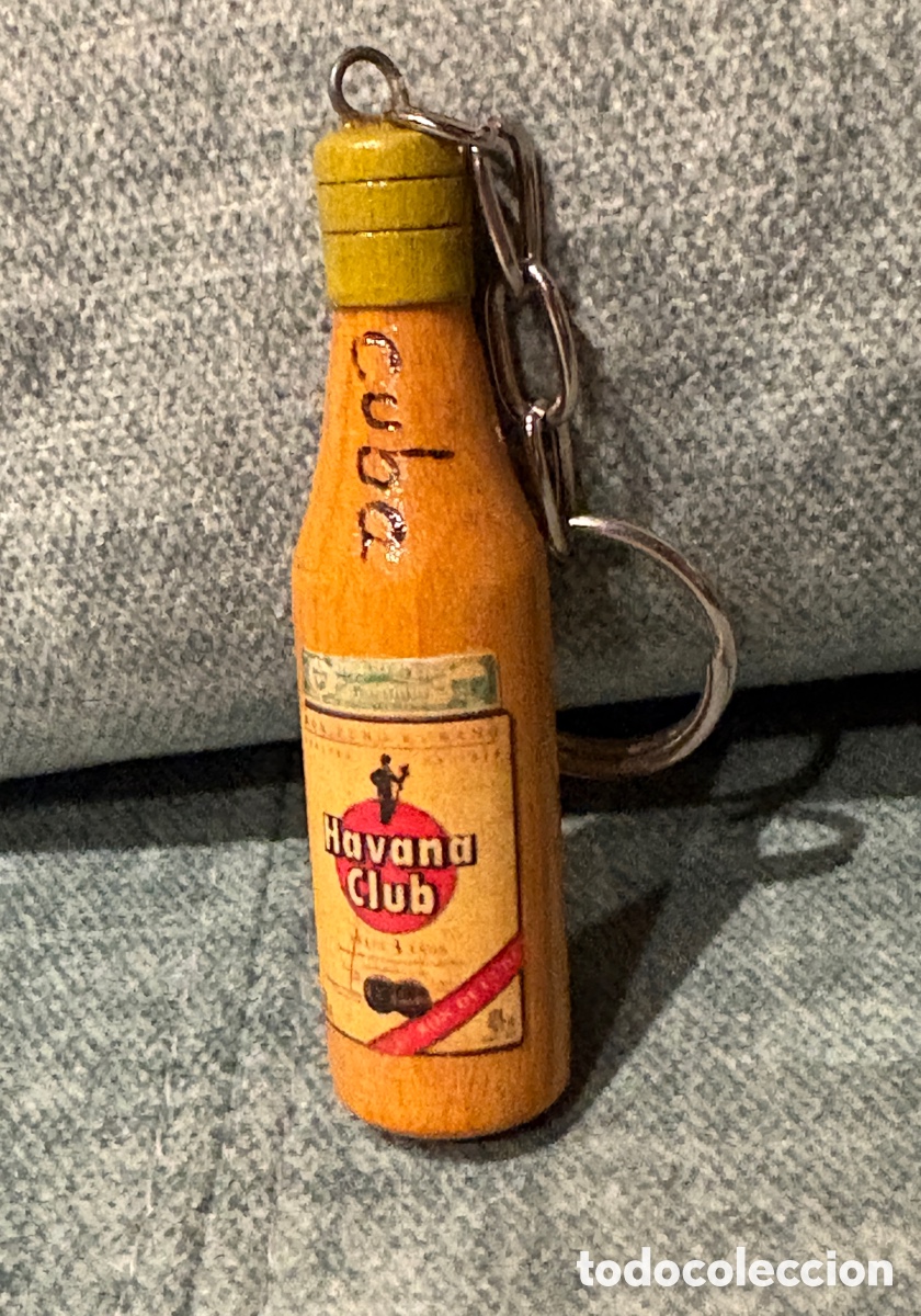 Coleccionismo de llaveros: (L973) Llavero vintage de madera botella Ron Havana Club - Souvenir Cuba