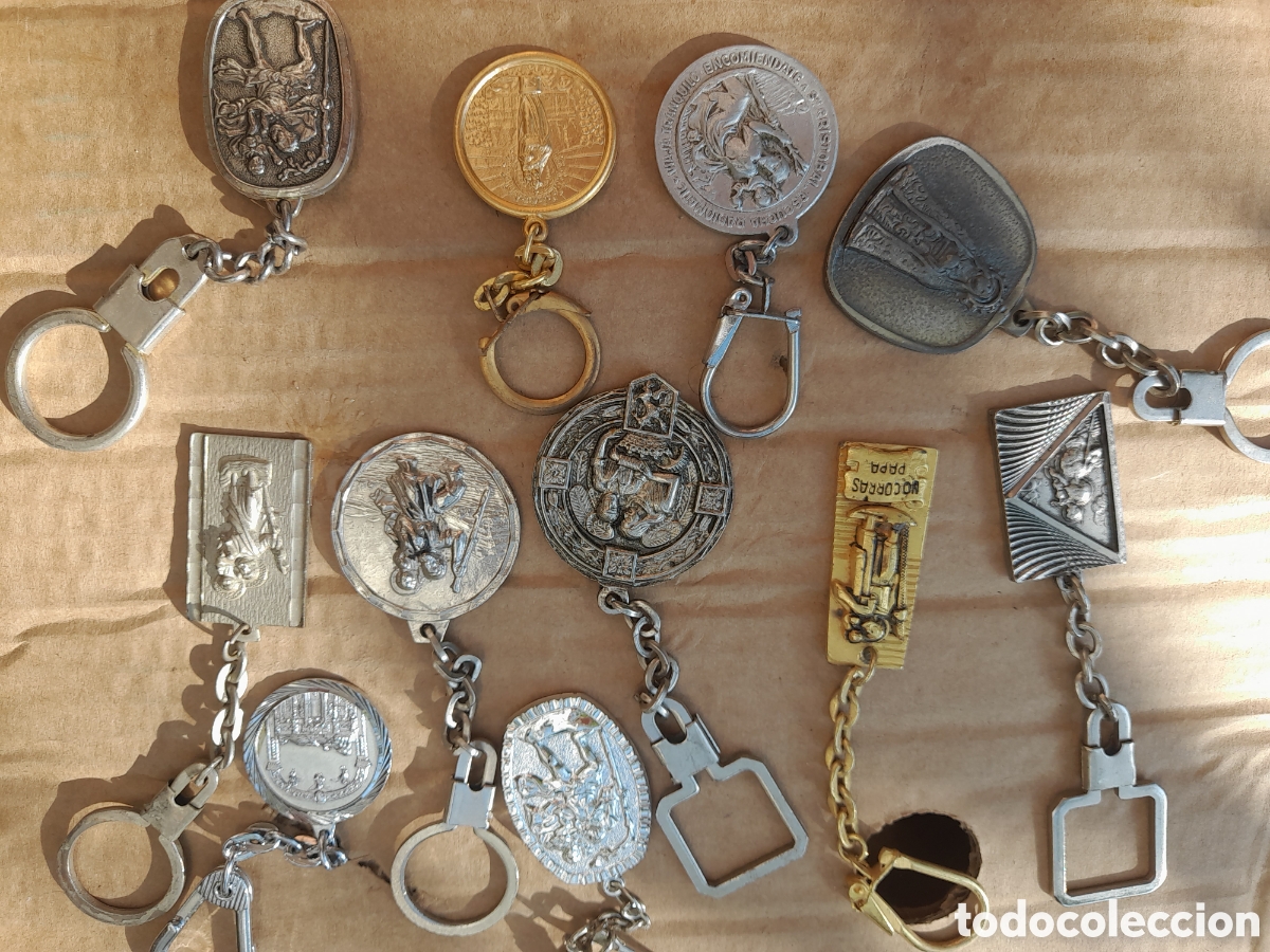 Coleccionismo de llaveros: Lote 11 Llaveros Antiguos Metal - San Crist&oacute;bal / V&iacute;rgenes / Publicidad Zaragoza