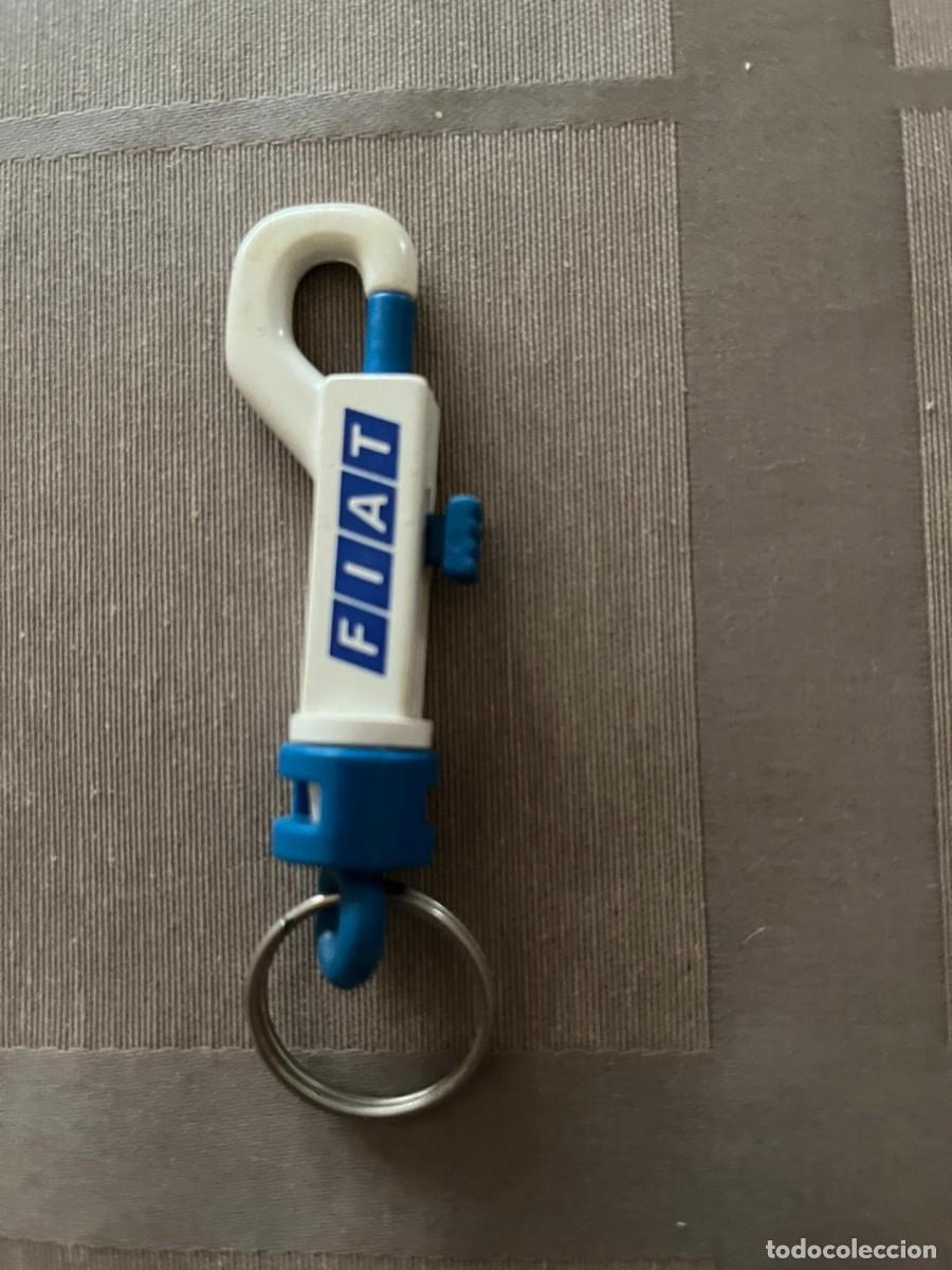 Coleccionismo de llaveros: llavero FIAT veh&iacute;culos