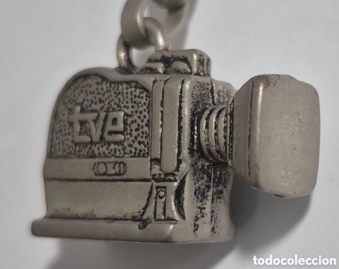 Coleccionismo de llaveros: ANTIGUO LLAVERO C&Aacute;MARA DE TVE