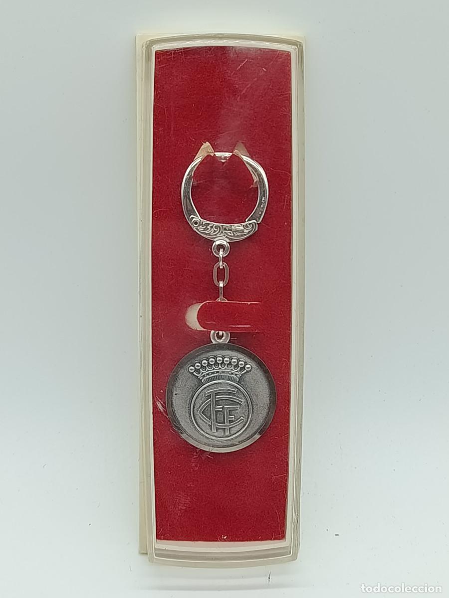 Coleccionismo de llaveros: LLAVERO PLATA FEDERACION DE FUTBOL CATALU&Ntilde;A, SIN USO EN ESTUCHE ORIGINAL. MYJ.