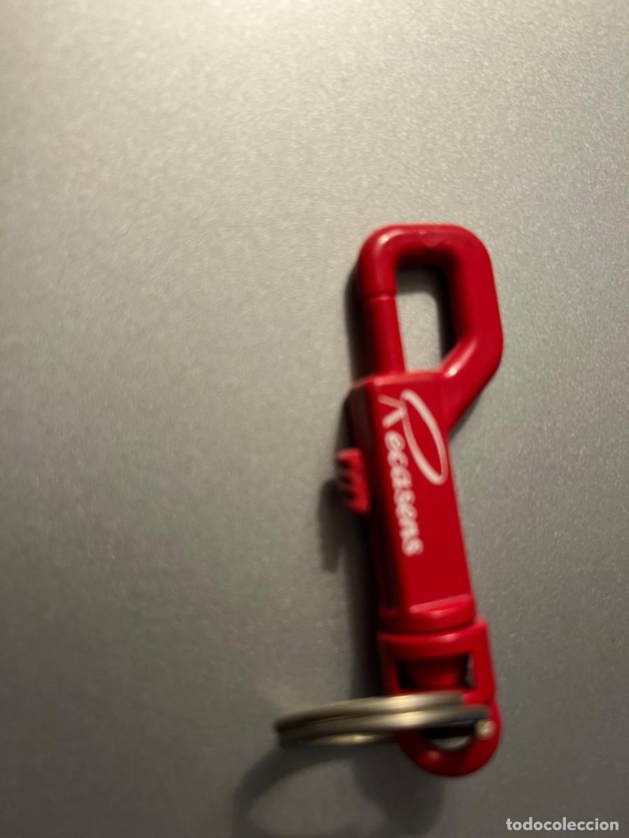 Coleccionismo de llaveros: LLAVERO RECASENS COLOR ROJO