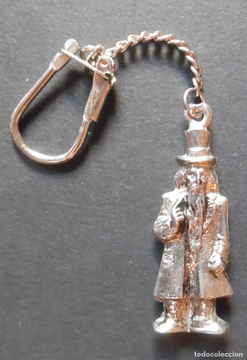 Coleccionismo de llaveros: Don Cicuta, personaje del concurso Un, dos, tres...responda otra vez, 4,5 cm., 18 gm. Llavero
