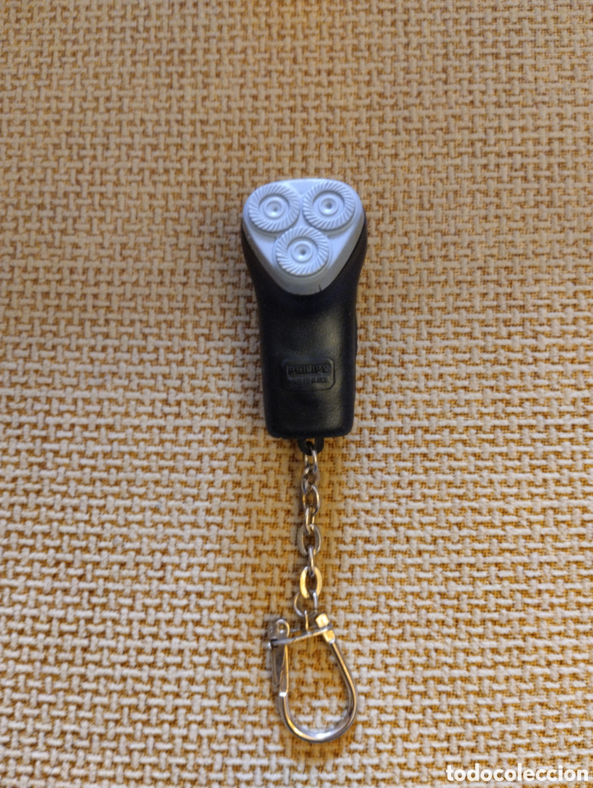 Collection of Keychains: Llavero maquina de afeitar Philips