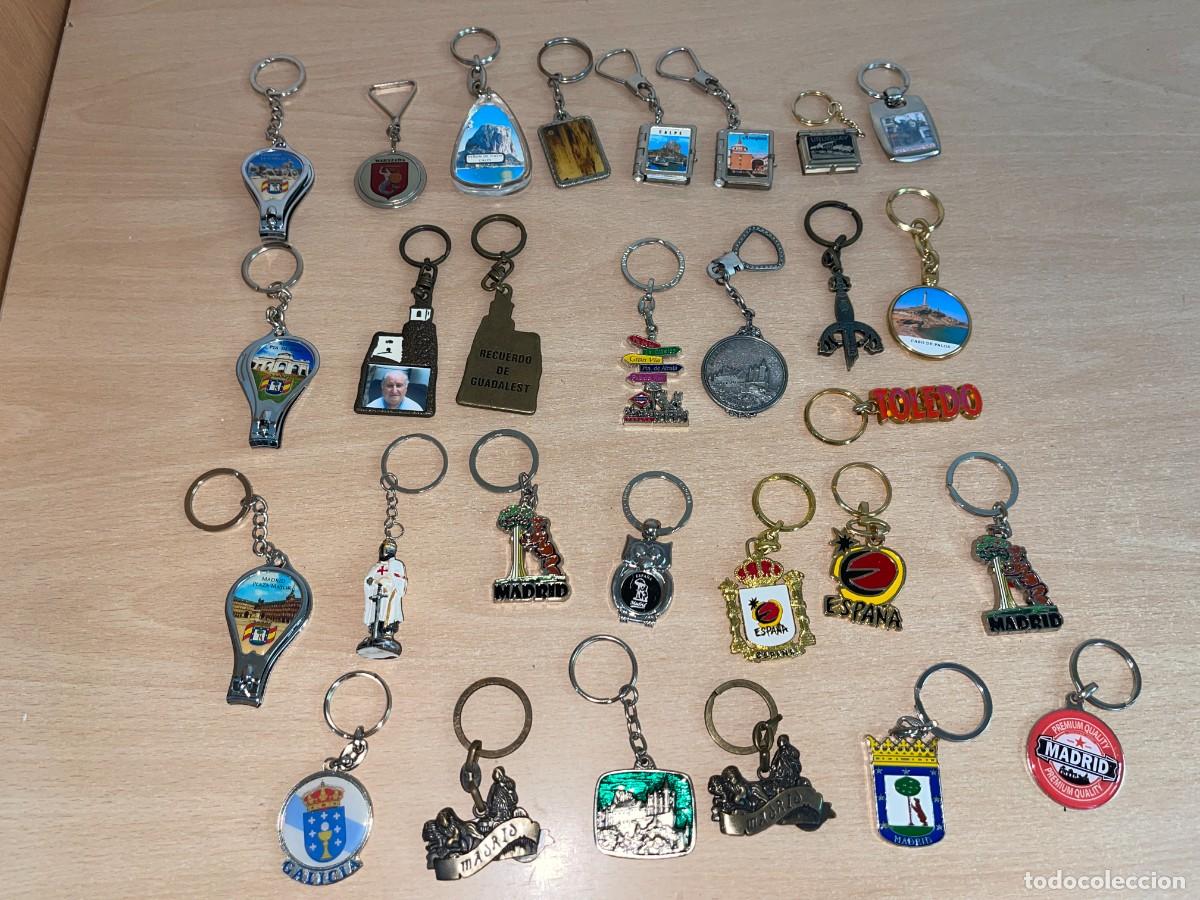 Coleccionismo de llaveros: 12- Lote 29 Llaveros vintage Tema tur&iacute;stico viajes Madrid Espa&ntilde;a Toledo Calpe Galicia Cabo de Palos