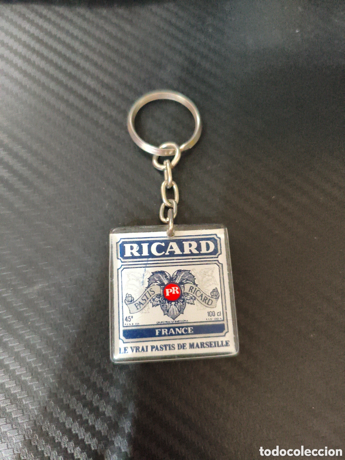 Coleccionismo de llaveros: Llavero antiguo Ricard