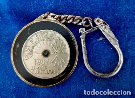 Coleccionismo de llaveros: Arte de trinchera - Moneda 25 Cts - Cristal y lat&oacute;n / A&ntilde;os 30