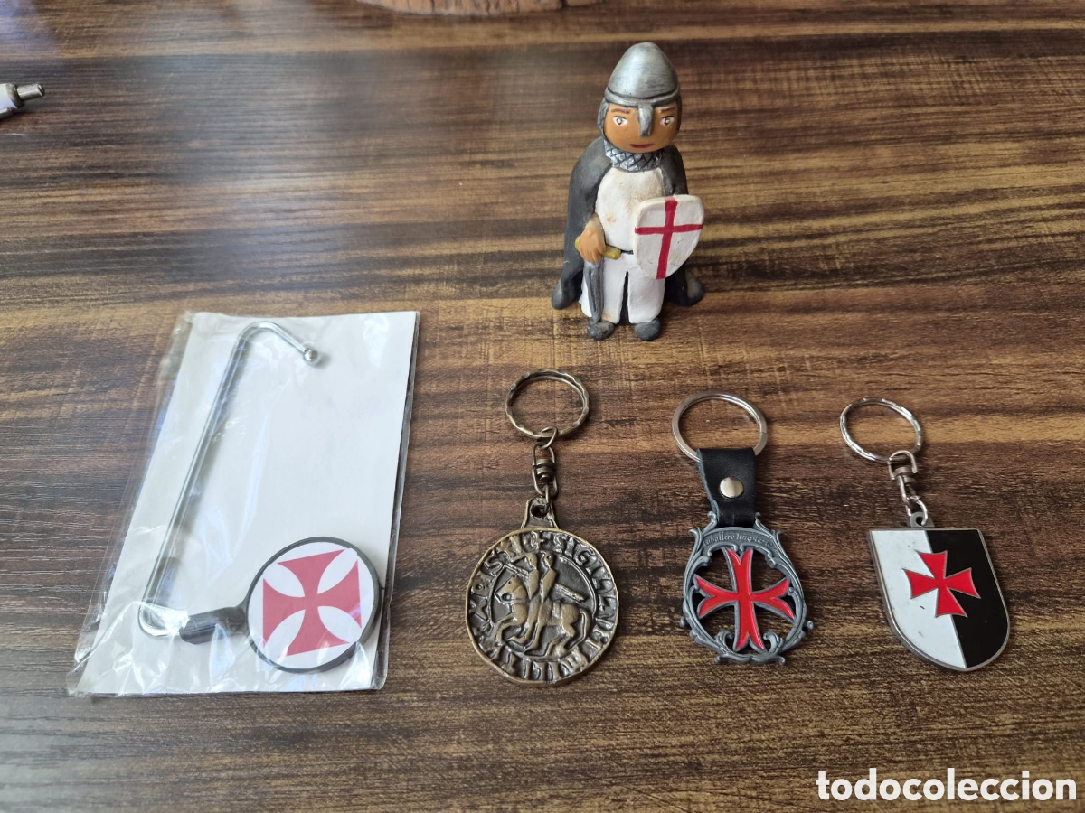 Coleccionismo de llaveros: LOTE EXCLUSIVO CABALLEROS TEMPLARIOS: FIGURA FIRMADA + LLAVEROS METAL + COLGADOR BOLSO + REGALO