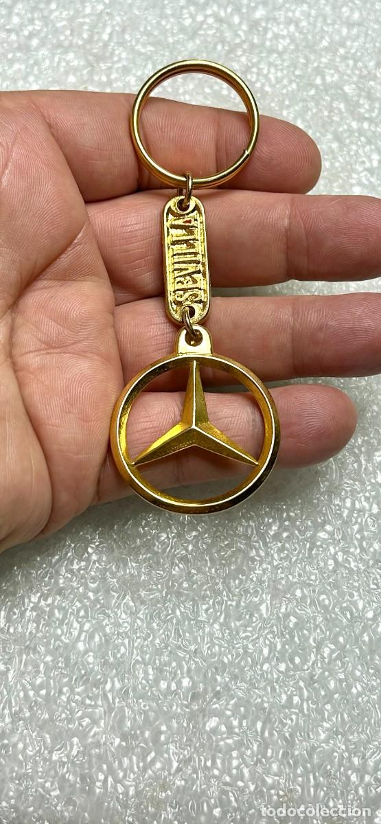 Coleccionismo de llaveros: 4260.Antiguo Llavero met&aacute;lico Mercedes-Benz (Sevilla) Concesionario Aguilar y Tel&eacute;fono muy antiguo