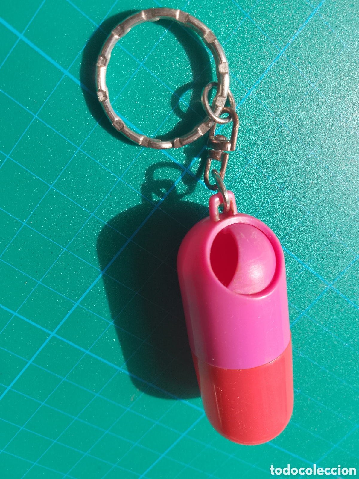 Coleccionismo de llaveros: PASTILLA . CAPSULA . LLAVERO . KEYCHAIN PILL . CON COMPARTIMENTO - Foto 2