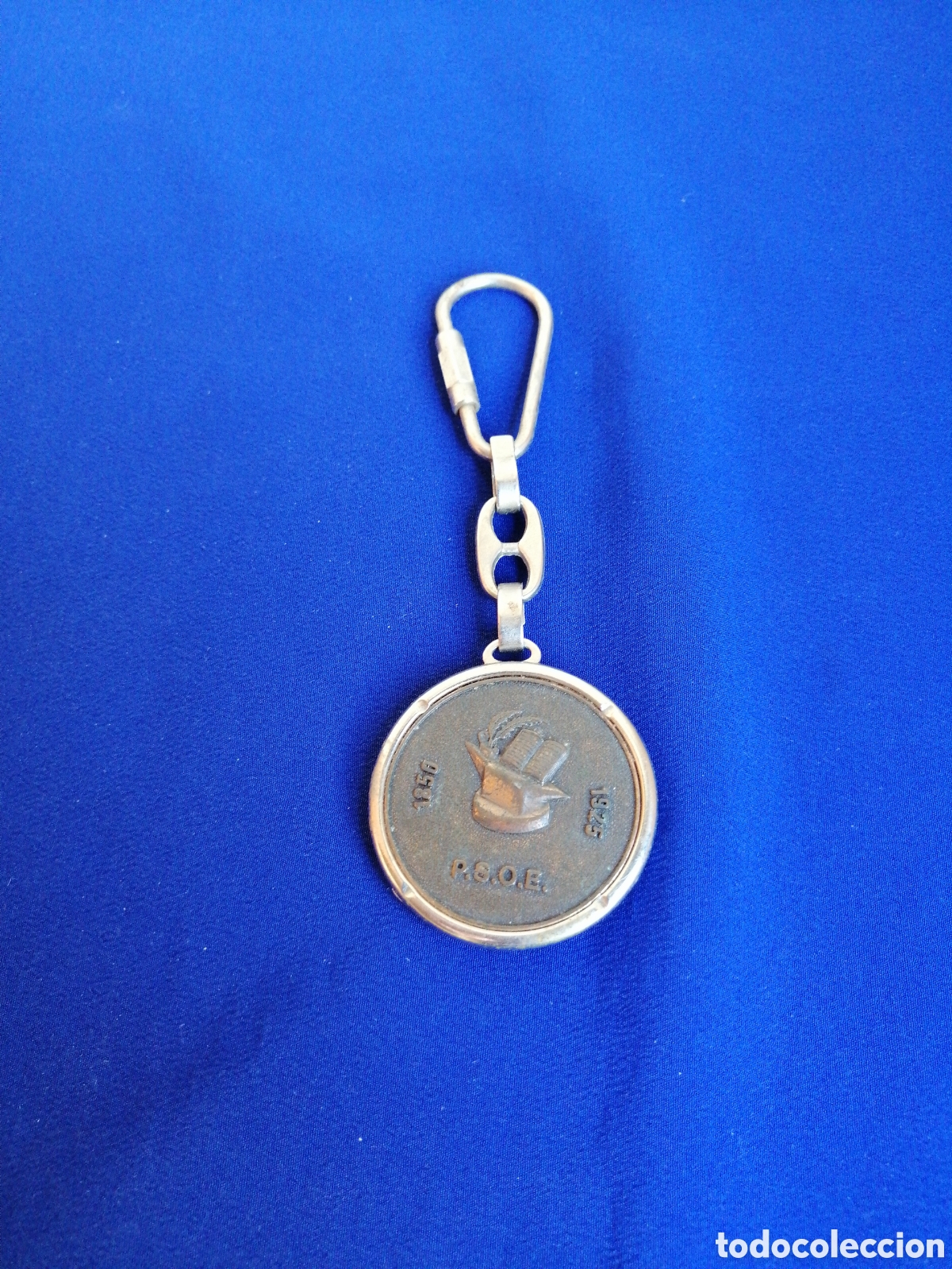 Collection of Keychains: PARTIDO SOCIALISTA ANIVERSARIO 1850-1925 LLAVERO ANTIGUO
