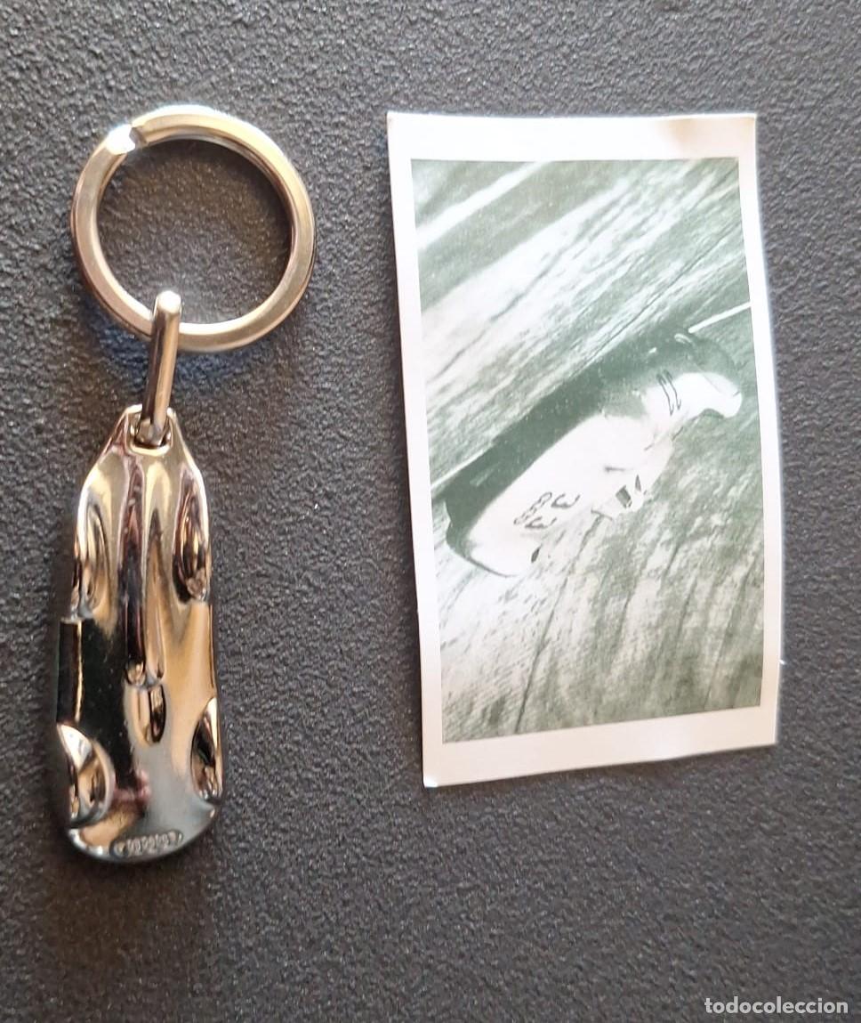 Collectionnisme de portes-cl&eacute;s: Llavero AUDI Flecha de Plata Nuevo