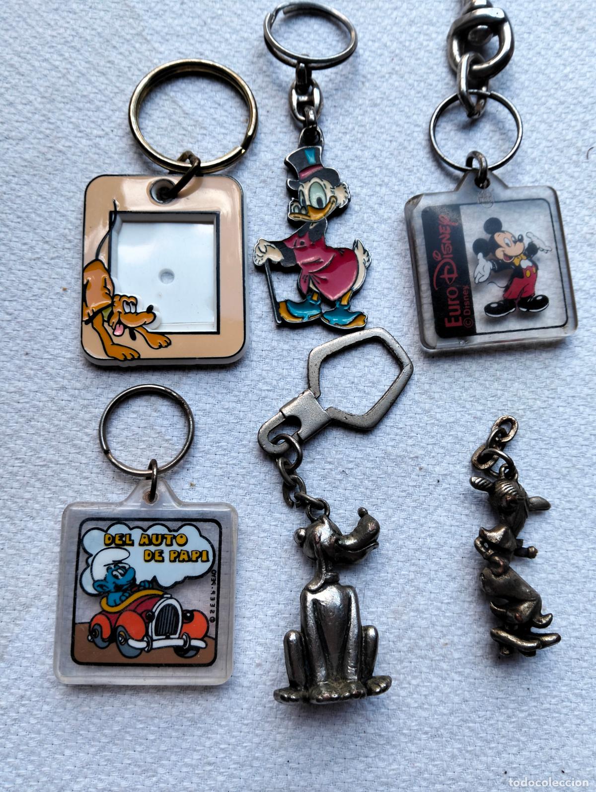 Coleccionismo de llaveros: Lote de llaveros antiguos metal pl&aacute;stico pitufos pato donald auro disney mickey mouse pluto